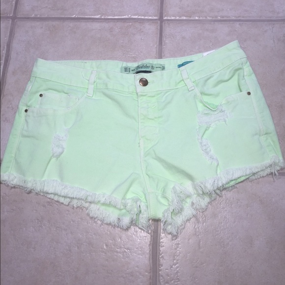 Zara Trafaluc Mint Green Destroyed Shorts size 8 - Picture 2 of 3
