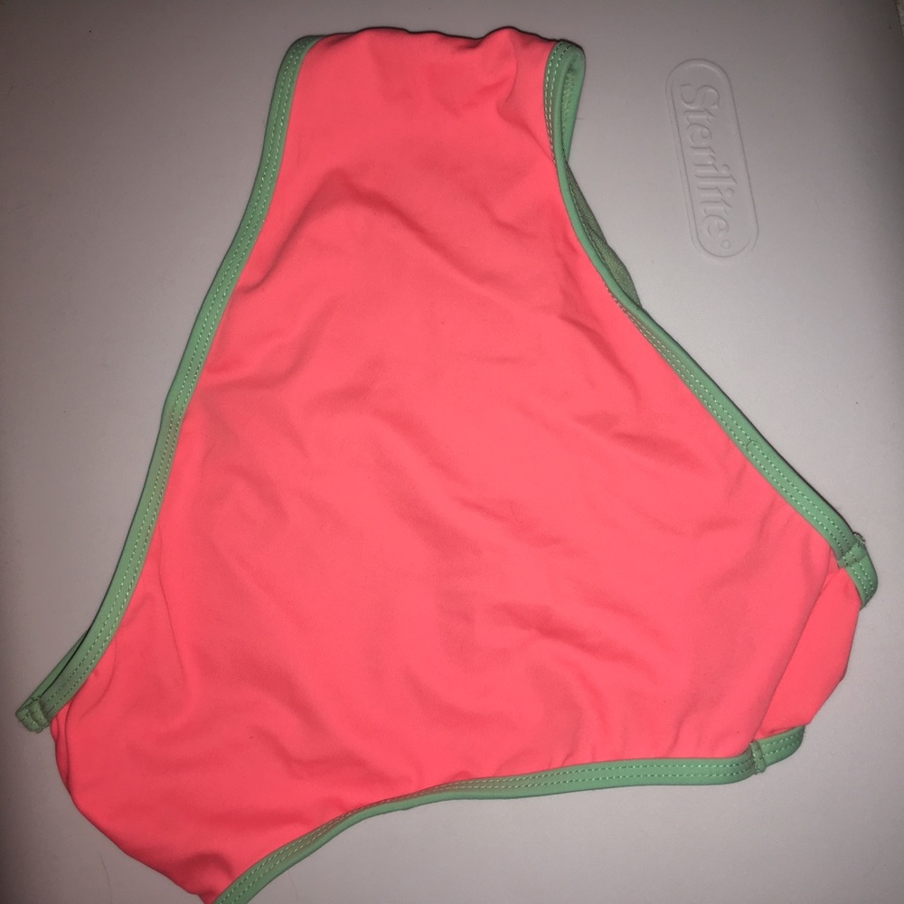 Retro High Rise Bikini Swim Set - Picture 5 of 7