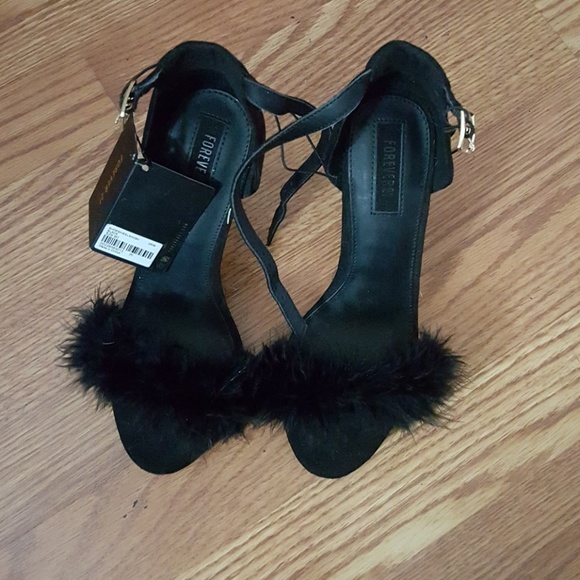 Heels - Picture 2 of 2