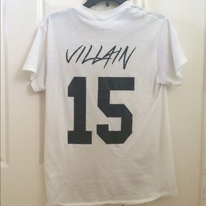 Royal Villain 15 Tee