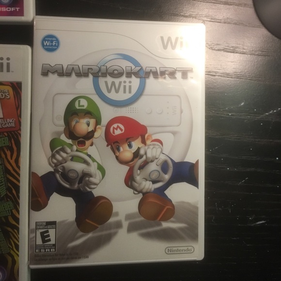 I am selling wii games - Picture 2 of 4