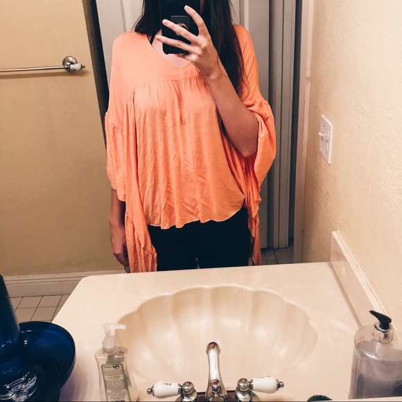 🎀CLEARANCE🎀Orange creamcicle poncho top - Picture 5 of 5