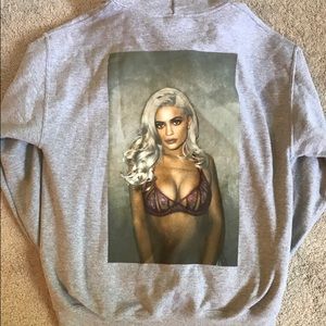 Kylie Sweatshirt