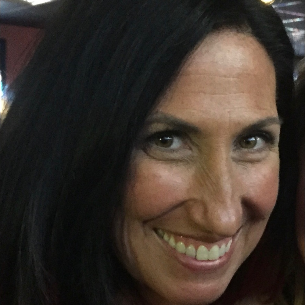 Meet your Posher, Nicole