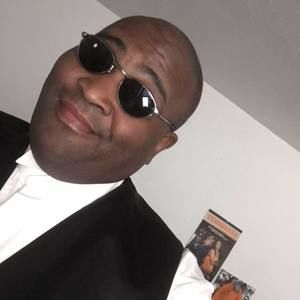 Meet your Posher, Victor marty