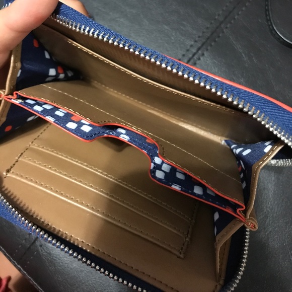 wallet - Picture 3 of 4