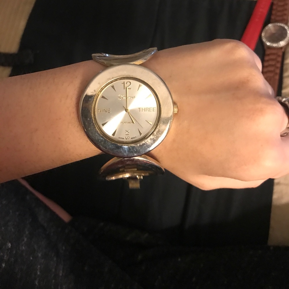 Watch!!