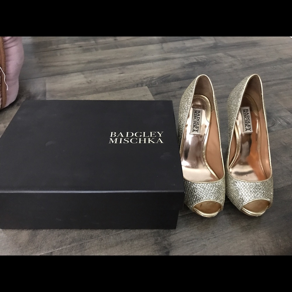 Badgley Mischka Peep Toe heels - Picture 2 of 3