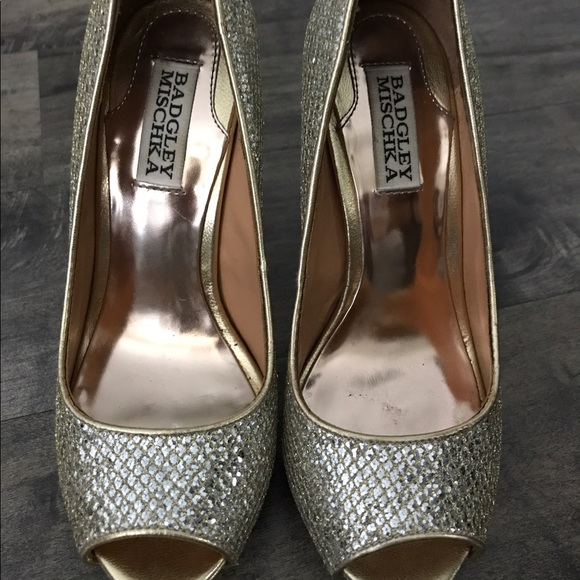 Badgley Mischka Peep Toe heels - Picture 3 of 3