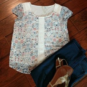 LC XL floral short sleeved blouse