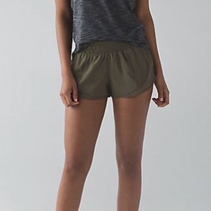 Lululemon beat the heat linerless shorts