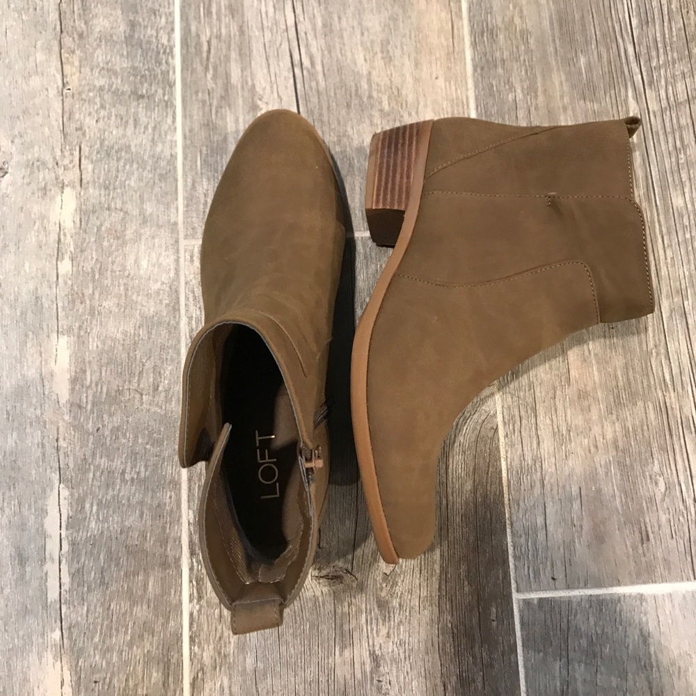 LOFT Suede brown ankle boots, 1 inch heel