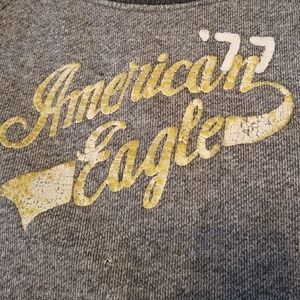 American Eagle Pull over sweater