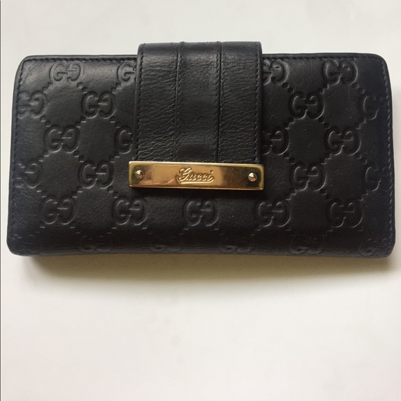 SOLD! Gucci wallet - Picture 1 of 8