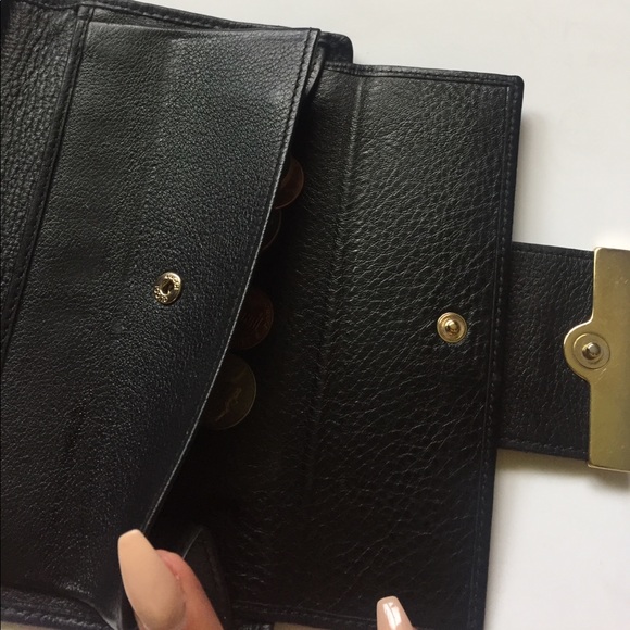 SOLD! Gucci wallet - Picture 5 of 8