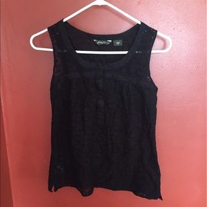 Pretty black lace sleeveless top