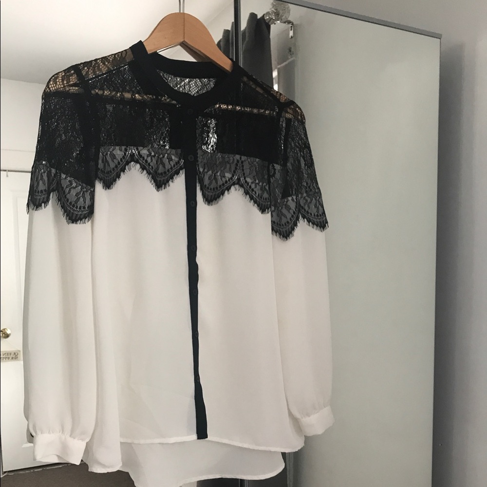 LC lauren Conrad blouse