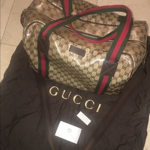 AUTHENTIC Gucci Duffel Bag 🔥💕