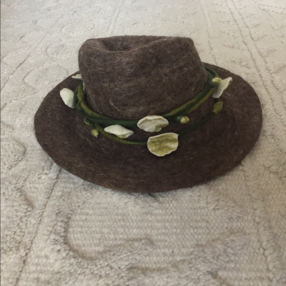 Felt festival hat