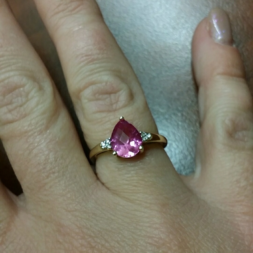 Pink pear shaped sapphire yellow gold ring 6