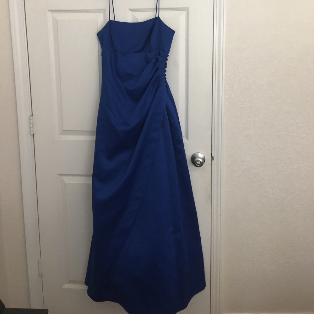 Gorgeous dark blue gown with matching wrap