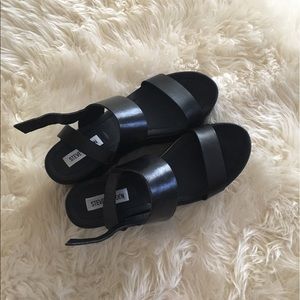 Steve Madden Krista platform sandal