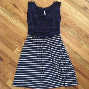 Stitch six dress size Large