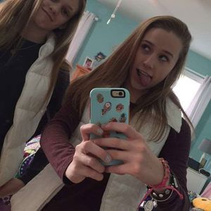 Meet your Posher, Gabrielle