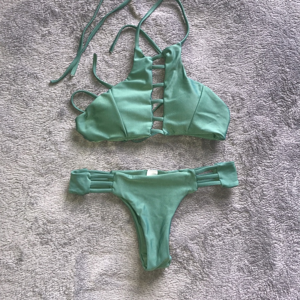 🚫SOLD🚫 Olive Green Bikini