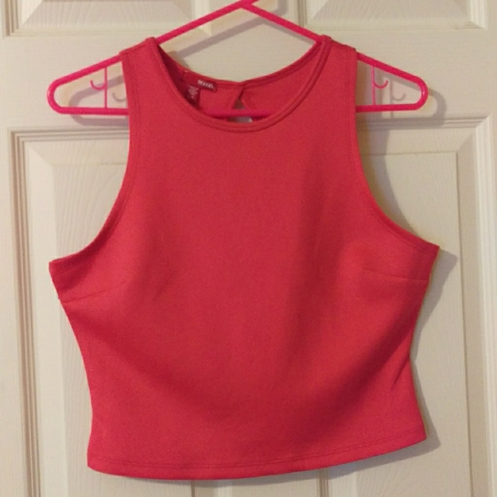 Large Cami crop top color pink