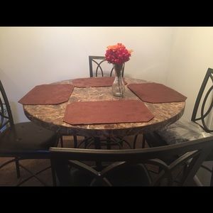 Signature Design by Ashley Pindal