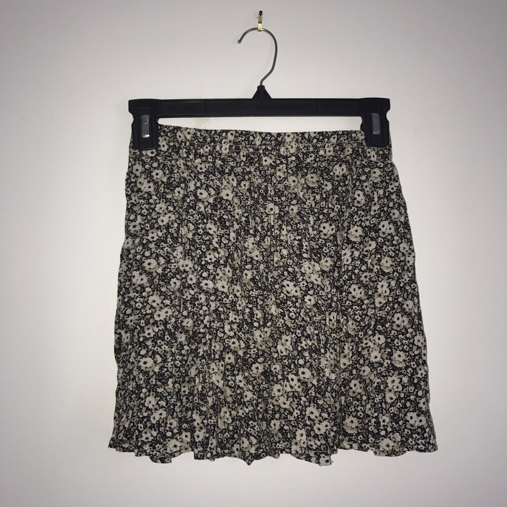 Brandy Melville Floral Skirt