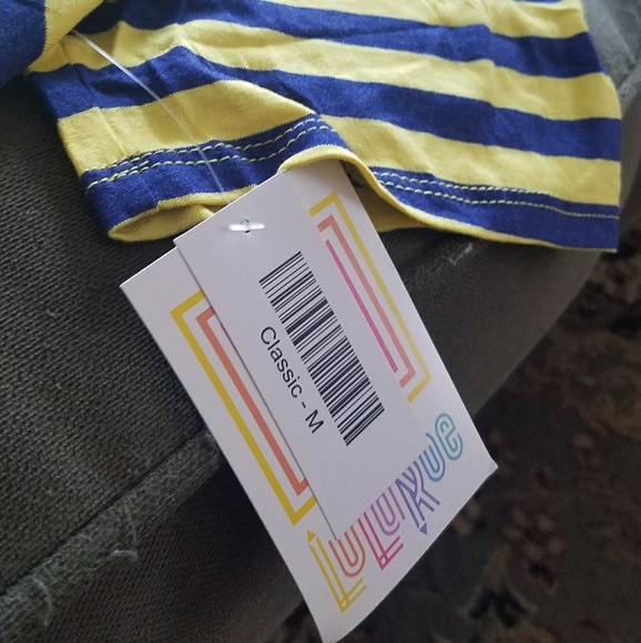 Lularoe Classic T - Picture 4 of 4