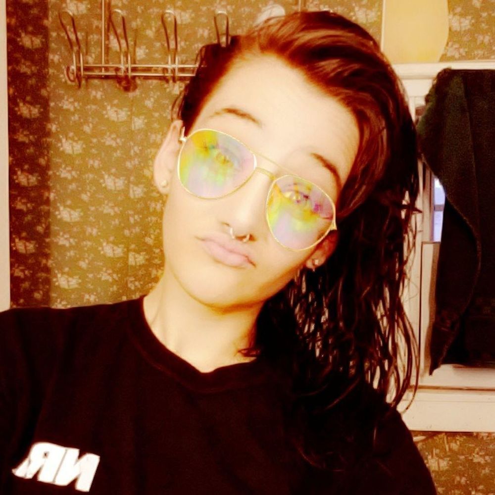 Meet your Posher, Alisha