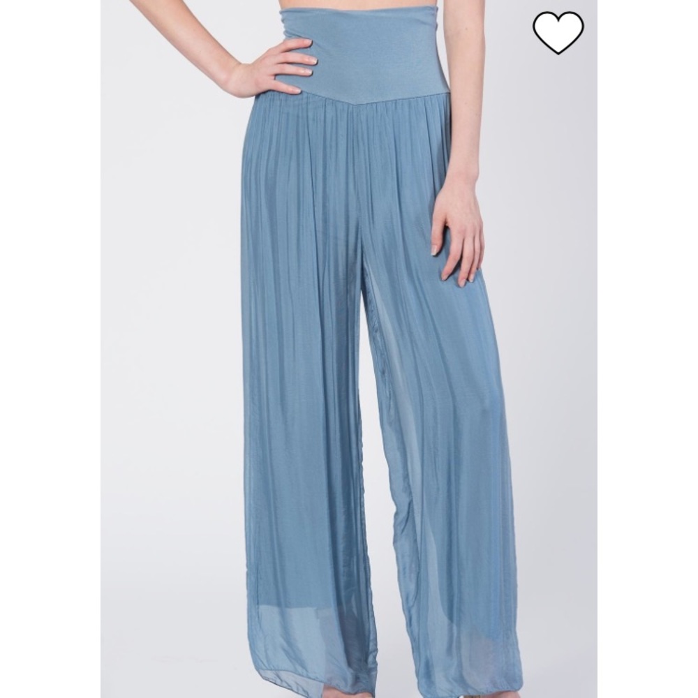 Flowy Pleated Pants