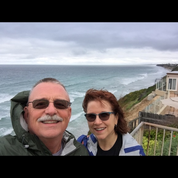 Meet your Posher, Deb - Picture 1 of 1