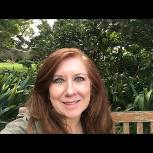 Meet your Posher, Gayle