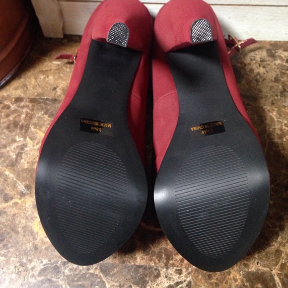 Platform heels. - Picture 5 of 8