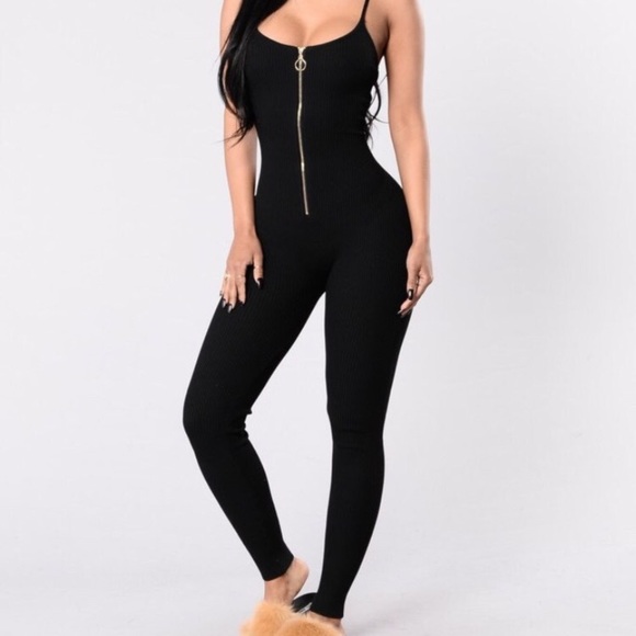 black bodysuit jumpsuit