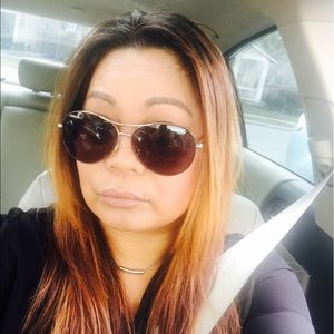 Meet your Posher, Annaliza