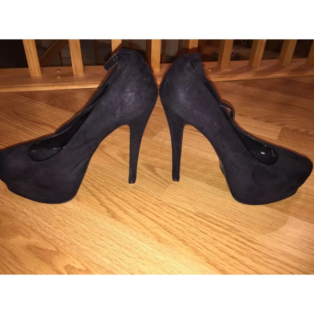 Bakers Shoes Heart Soul Black Platform Pumps 8.5