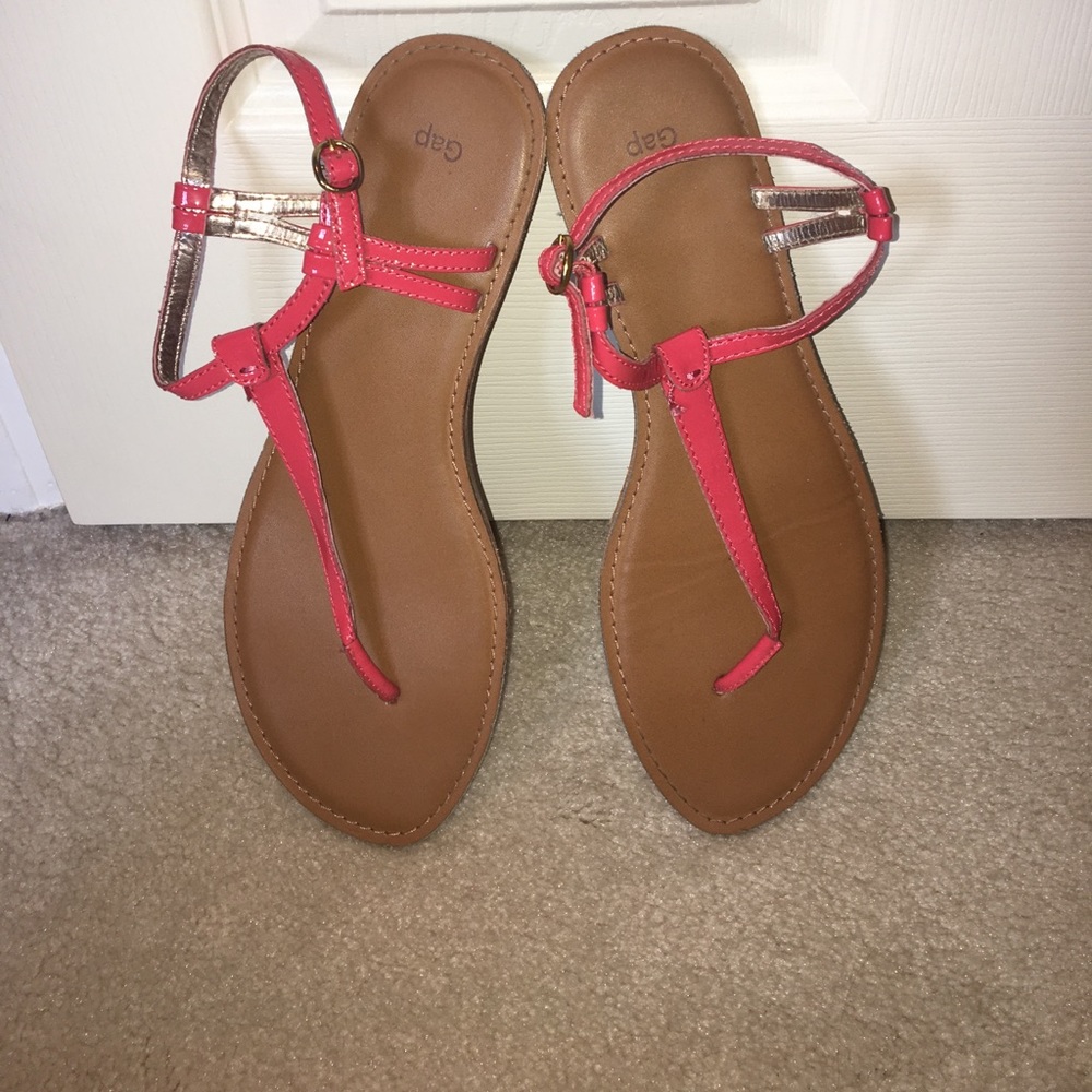 GAP sandals