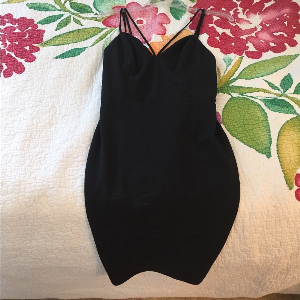 Black fitting short cocktail dress!!🖤