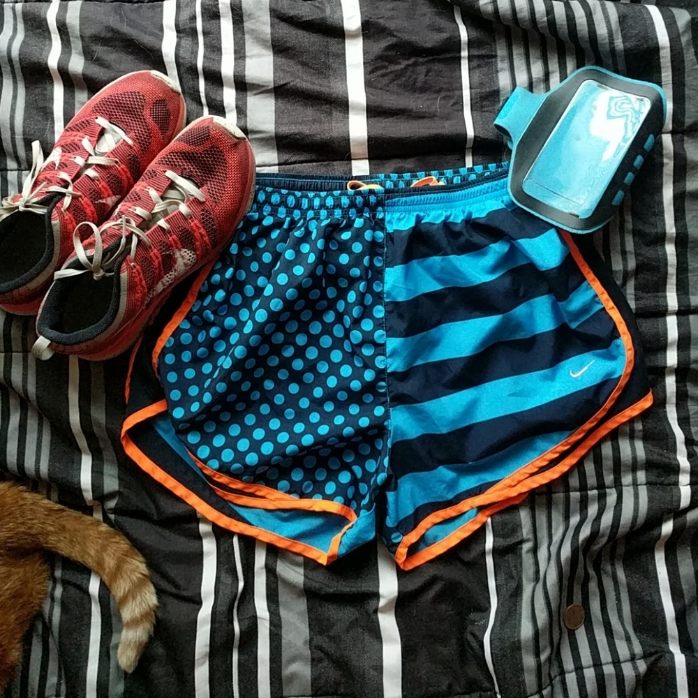 NIKE DRI-FIT RUNNING SHORTS!
