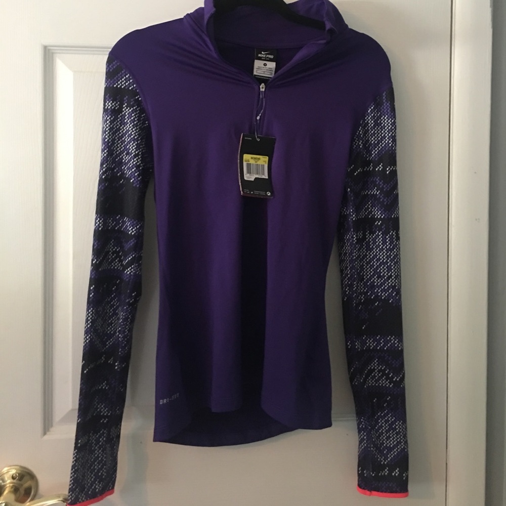 NIKE pro quarter zip