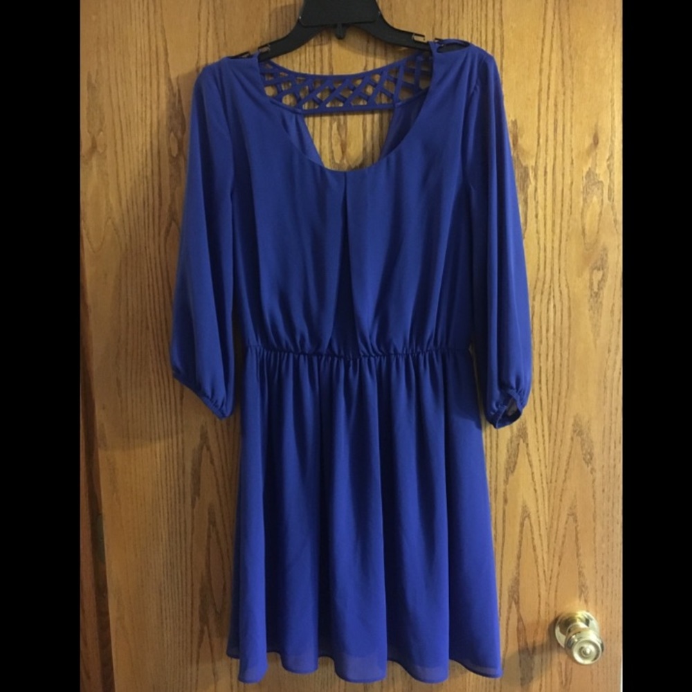 3/4 length sleeve dress