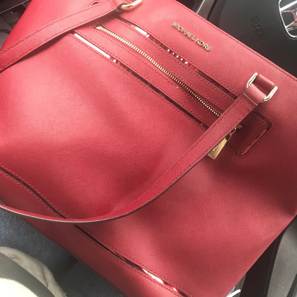 Michael Kors purse