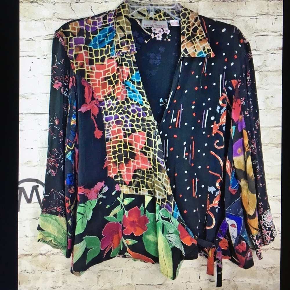 Sacred threads boho wrap blouse Sz M rayon print
