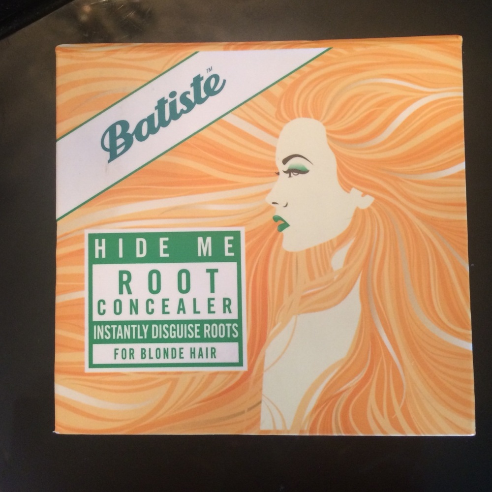Batiste Root Concealer Blonde Powder