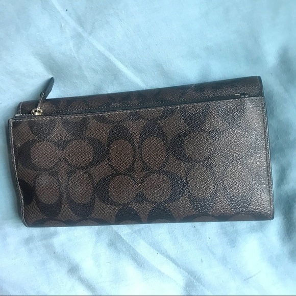 SOLD Coach Signature Logo Trifold Wallet - Picture 2 of 4